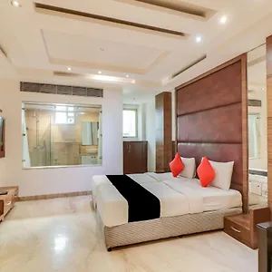 *** Hotel Townhouse 939 Gagan Near Satyam Inox Patel Nagar India
