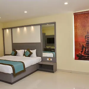 *** Hotel Tridev Grand India