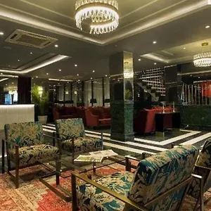 Hotel Foxoso Delhi Airport