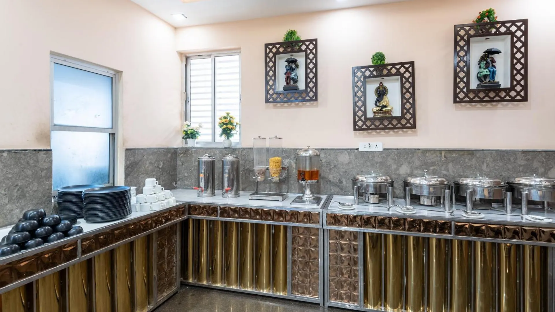 Hotel Royal Inn Igi New Delhi