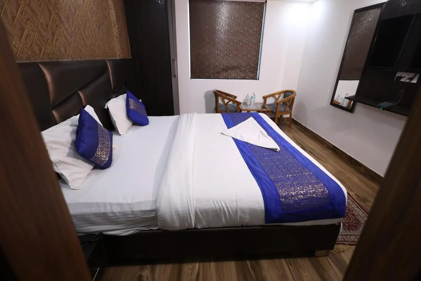 ***  Hotel Royal Inn Igi New Delhi India
