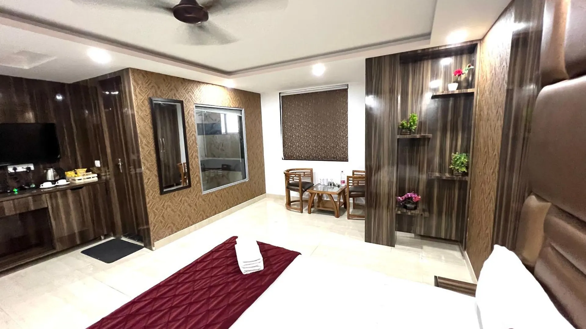Hotel Royal Inn Igi New Delhi 3*,